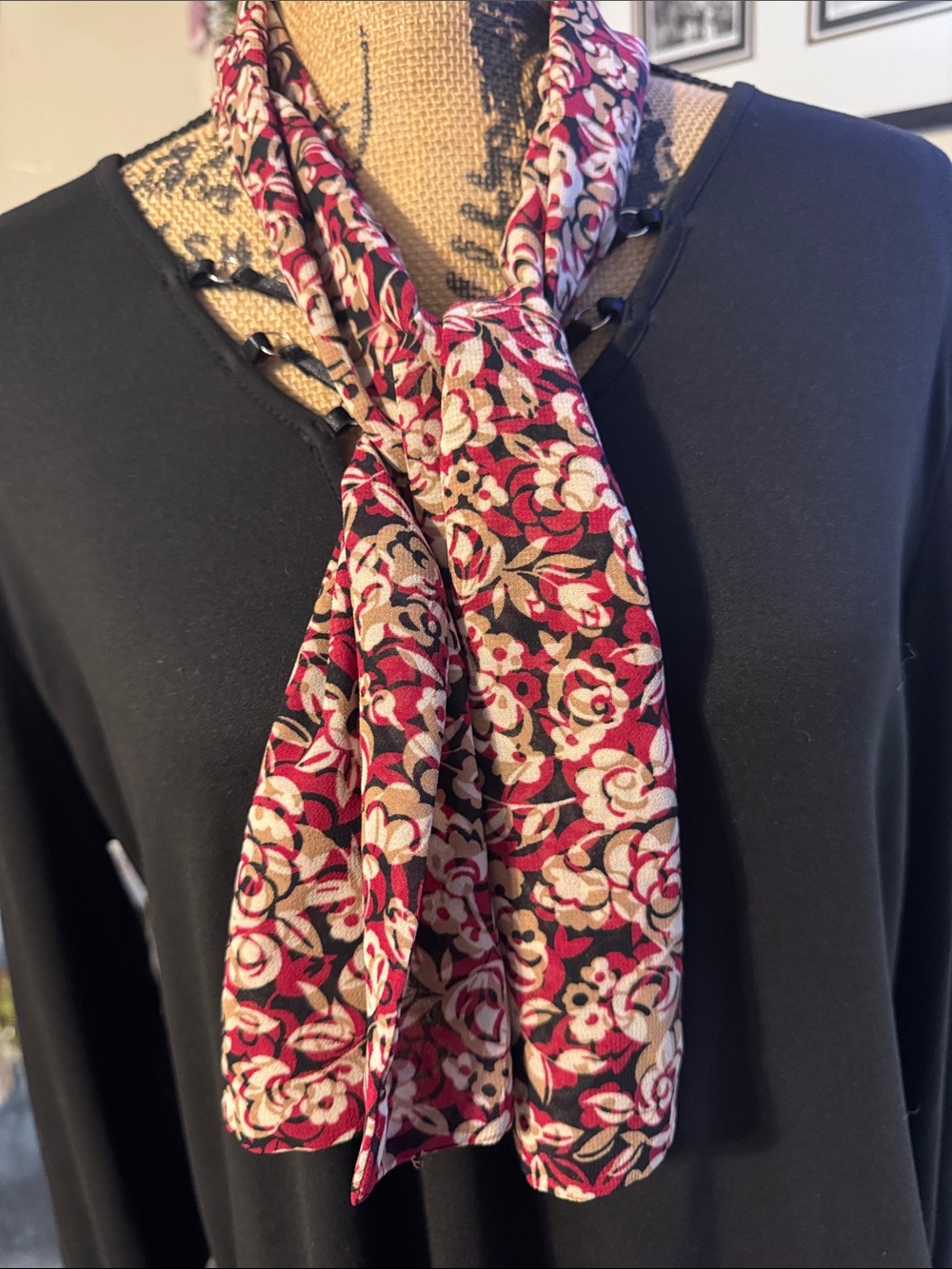 Floral Pattern Lightweight Scarf - Pink & Cream